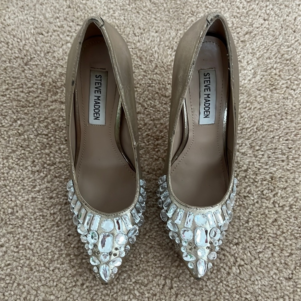 Steve Madden Rhinestone Gold Heels size 6.5